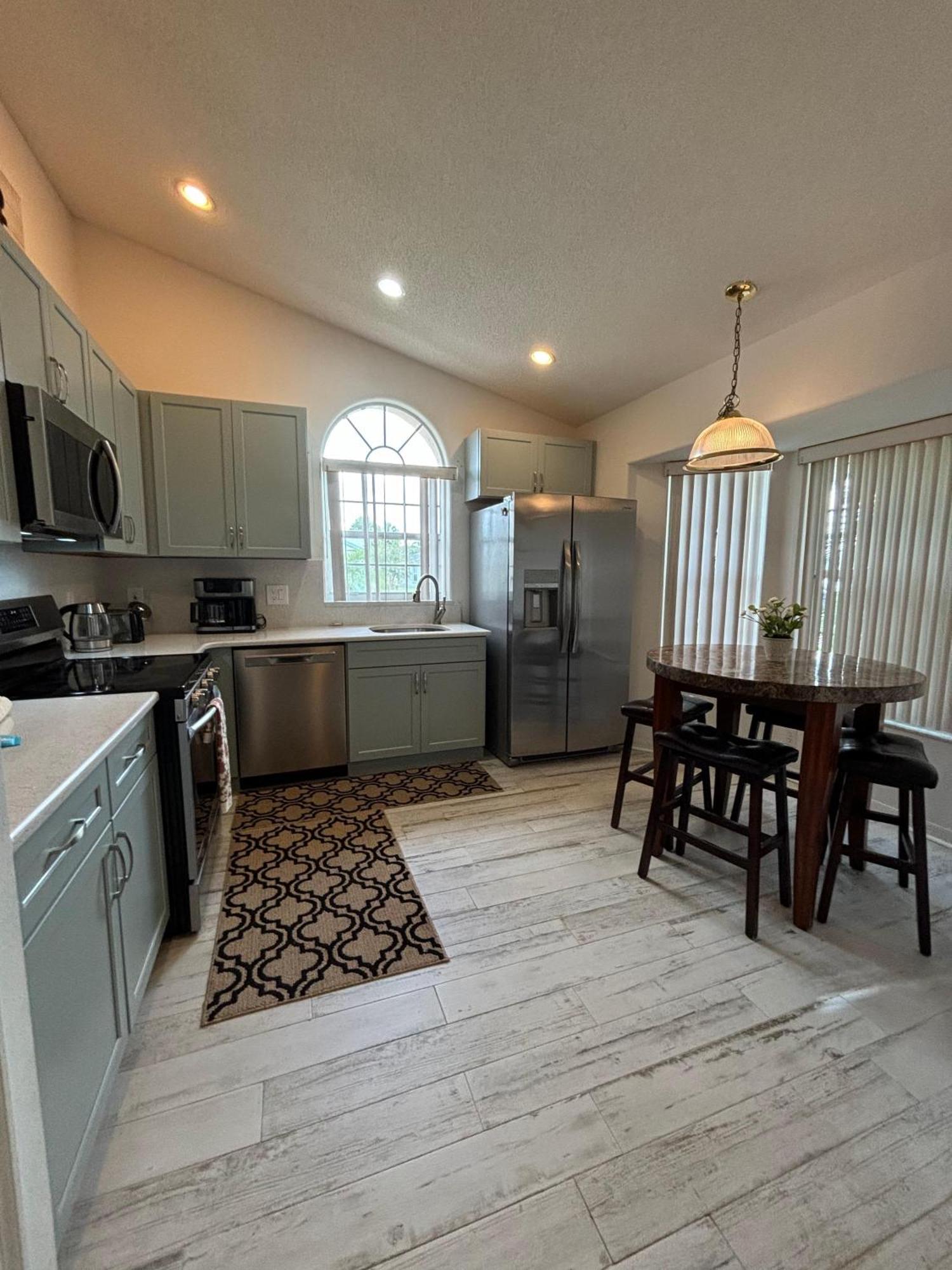 Bsv1607 - Amazing 5 Bedroom Home With Free Wifi And Private Pool & Spa Orlando Eksteriør bilde